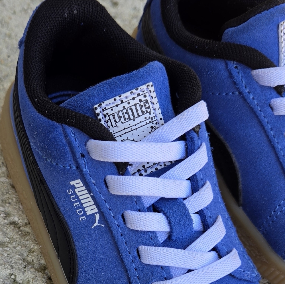 Puma Little Kids Suede Sneaker in Blue - Picture 9 of 11